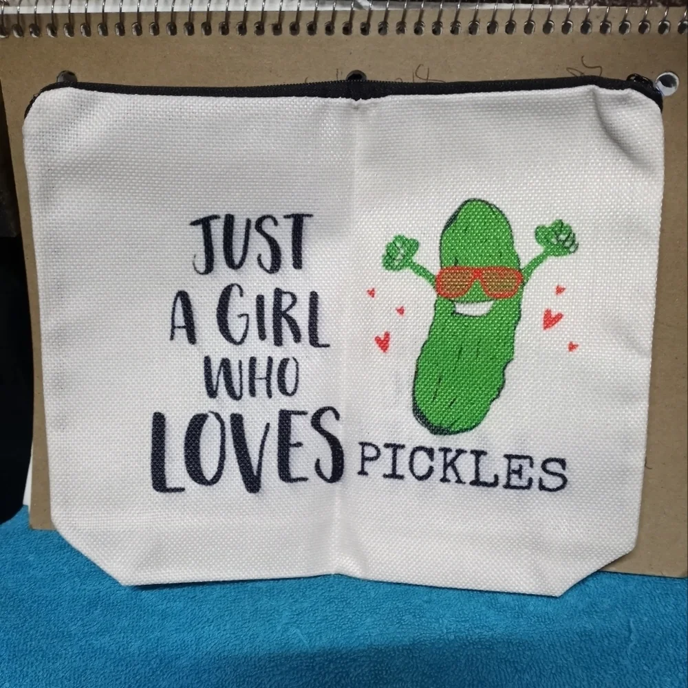 Pickle-Themed White and Green Women's Makeup Bag